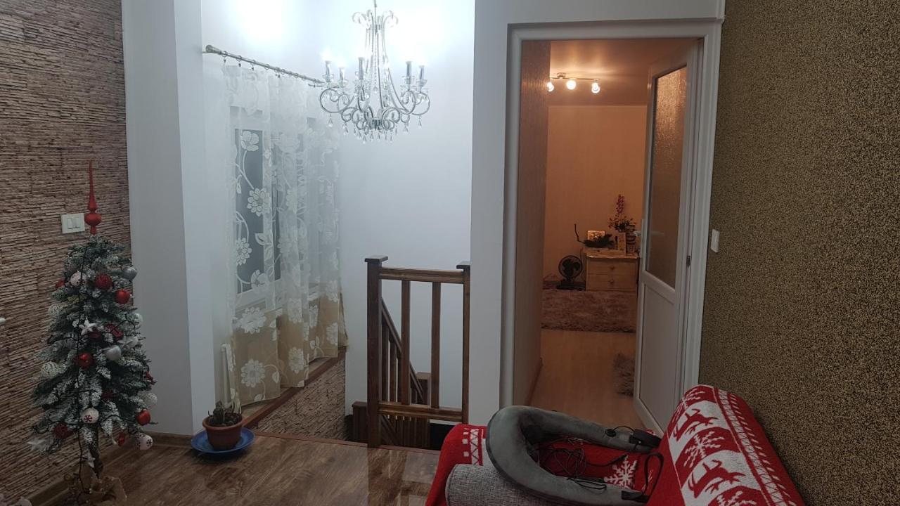 Casa Cojanu Petroşani Exterior foto