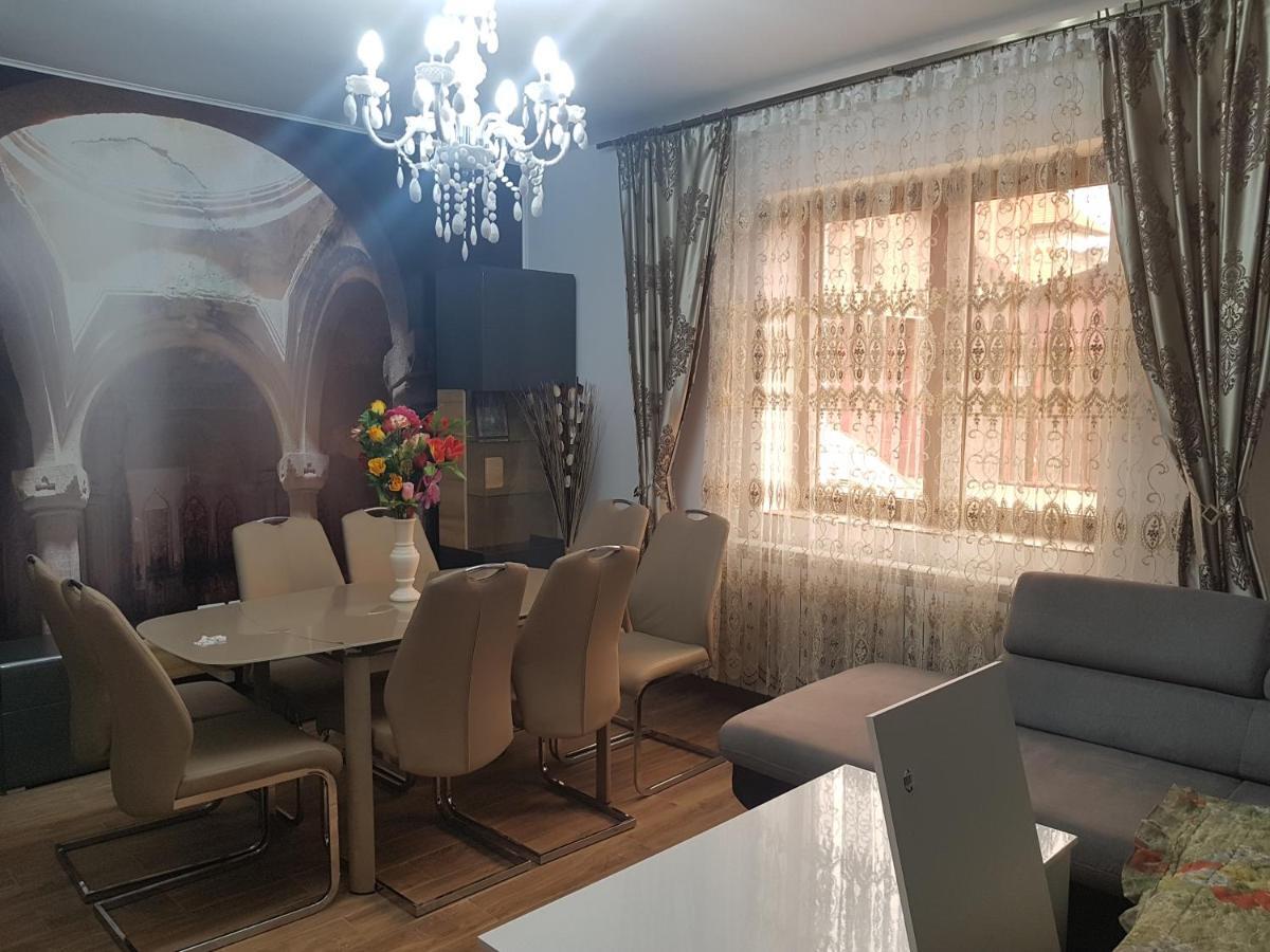 Casa Cojanu Petroşani Exterior foto